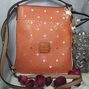 Guess Purse/Crossbody. In great condition.